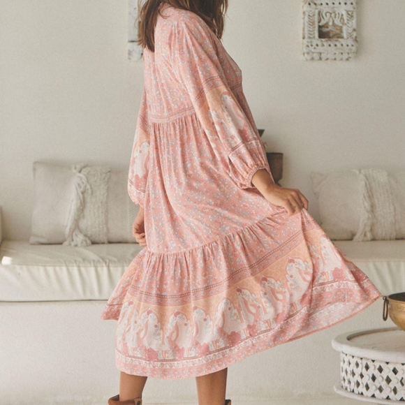 Jaase Swan Lake Ezra Midi Dress sz Medium BNWT Peony pink peachy boho Swans gown - Picture 4 of 9